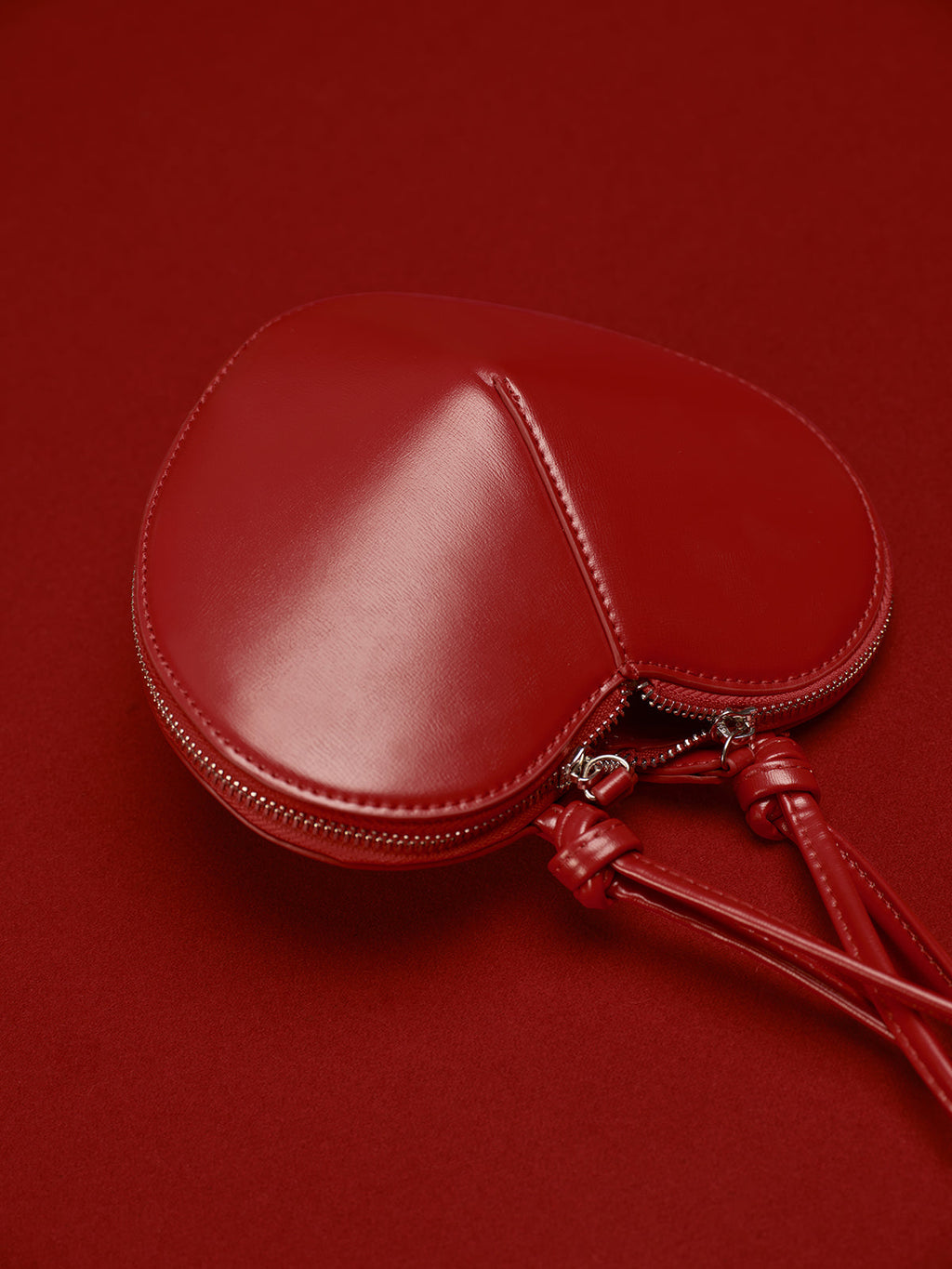 Heart Detail Shoulder Bag — Svelte Chic