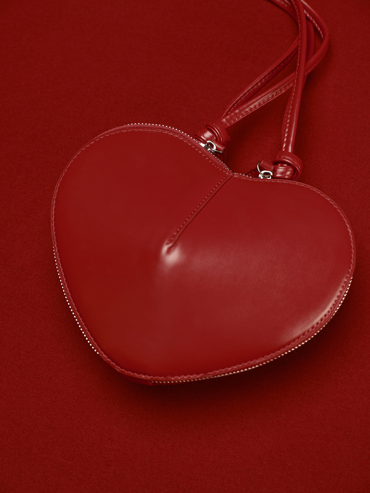 Heart Detail Shoulder Bag — Svelte Chic
