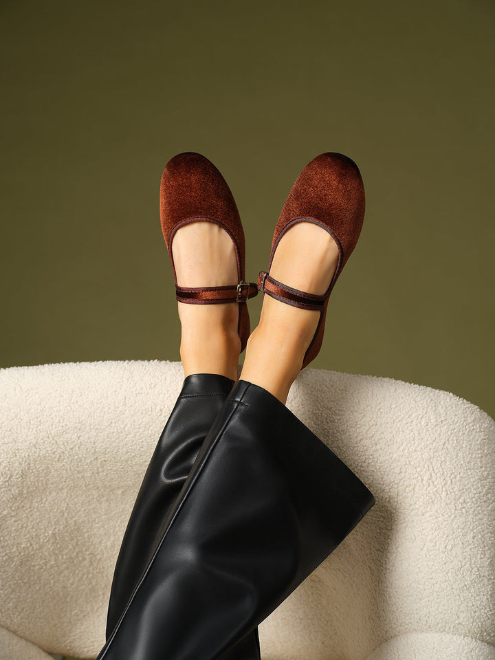 Кадифени балетни обувки Мери Джейн 