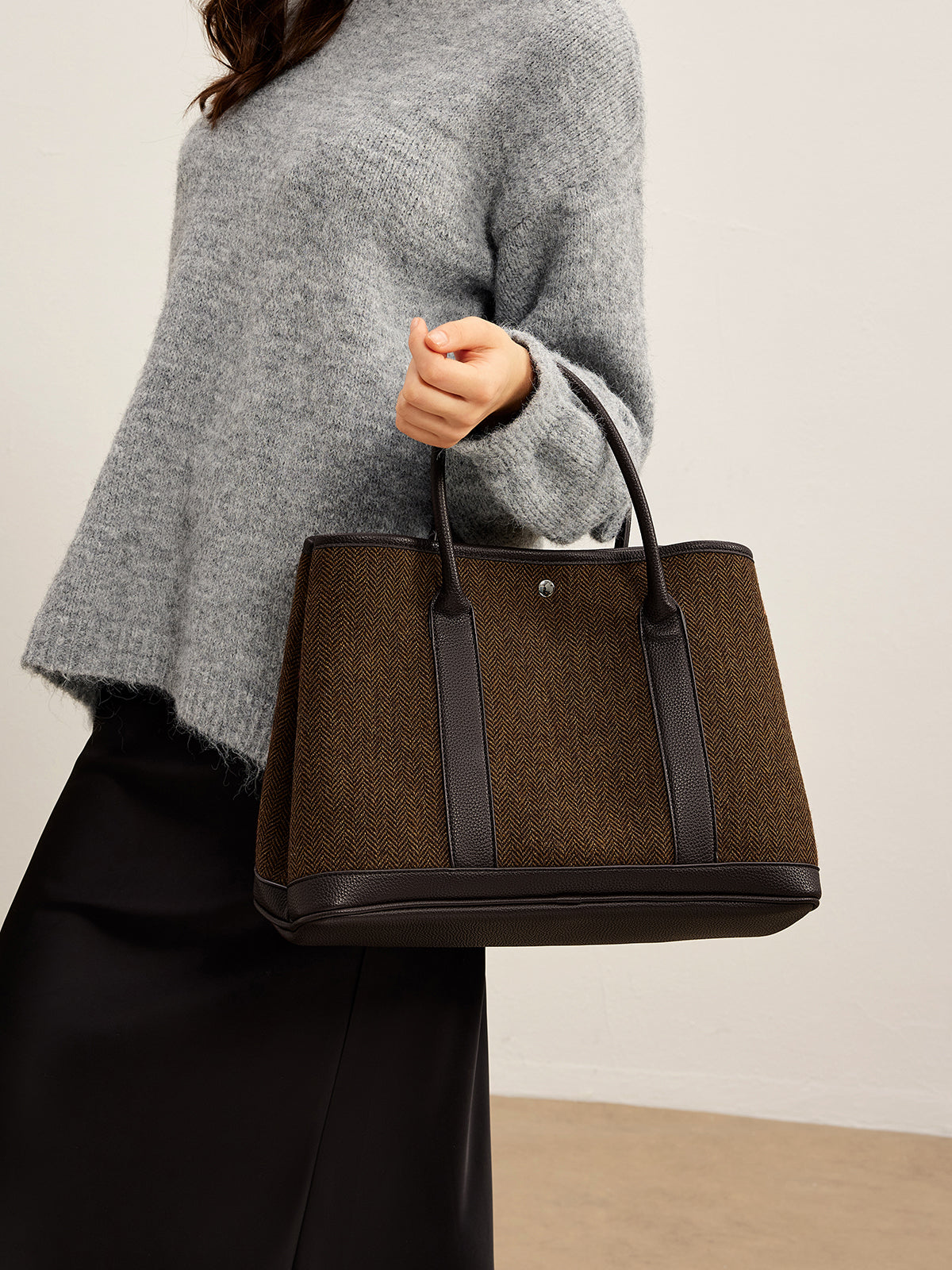 Chevron Button Clasp Tote Bag in Brown — Svelte Chic