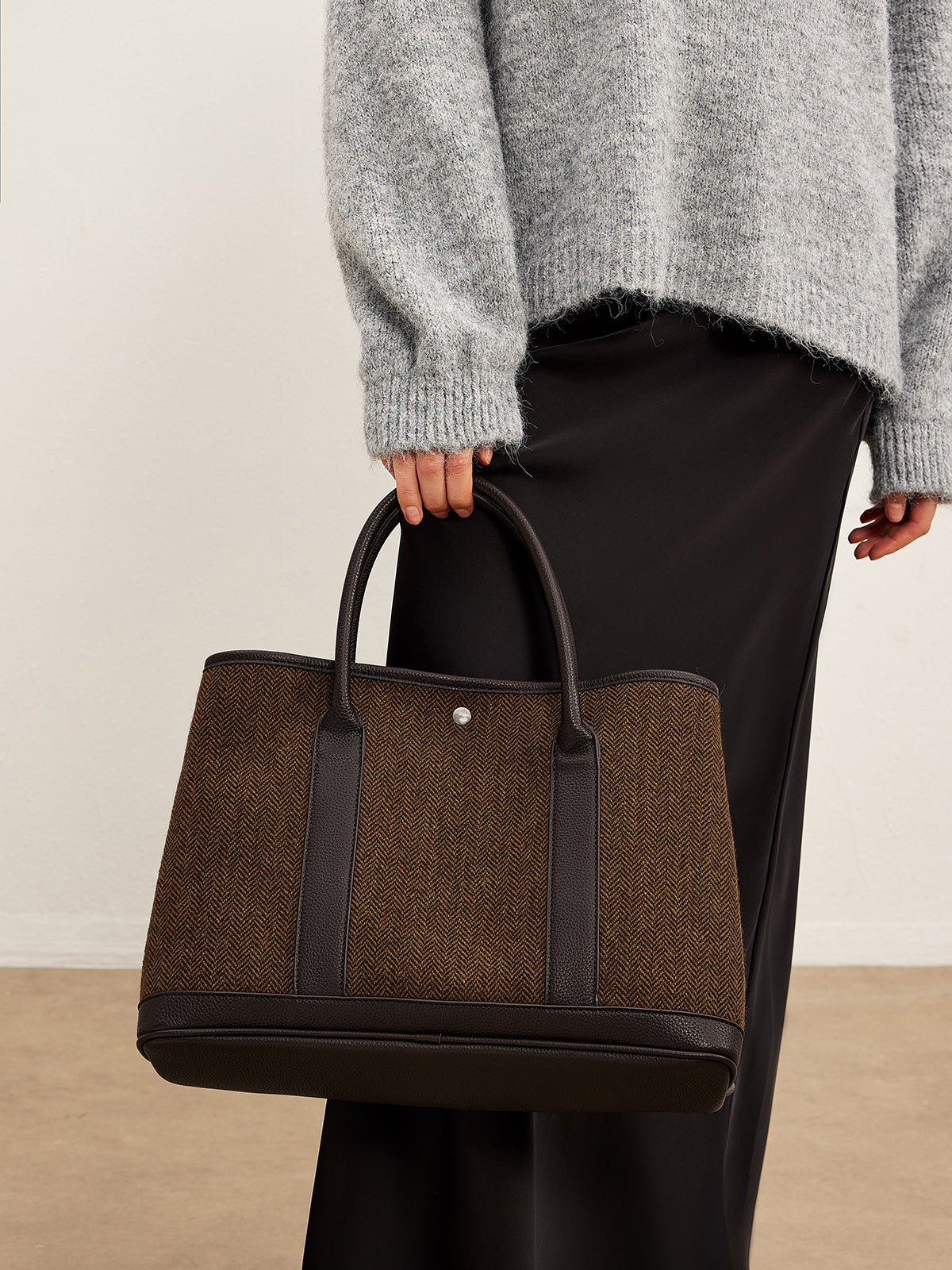 Chevron Button Clasp Tote Bag — Svelte Chic