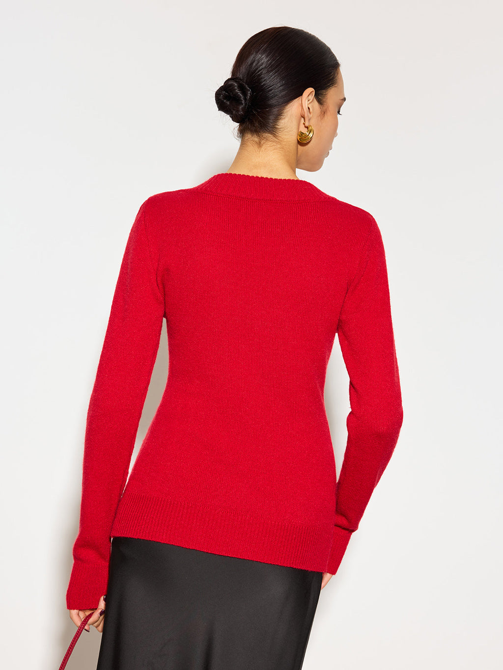 V-Neck 3D Flower Knit Top — Svelte Chic