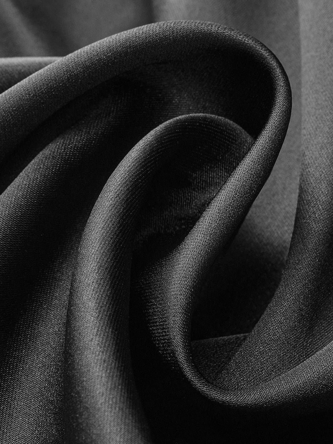 Zarif Dantel Kolsuz Abiye Elbise Fırfırlı Saten Alt Kenar ile