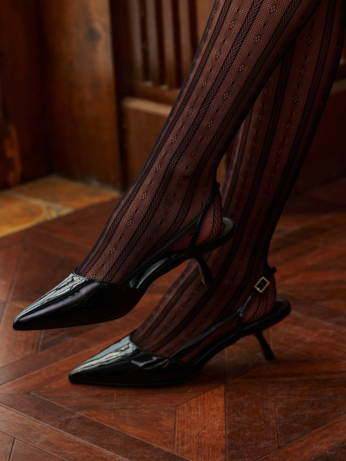 Pointed Toe Slingback Pumps — Svelte Chic