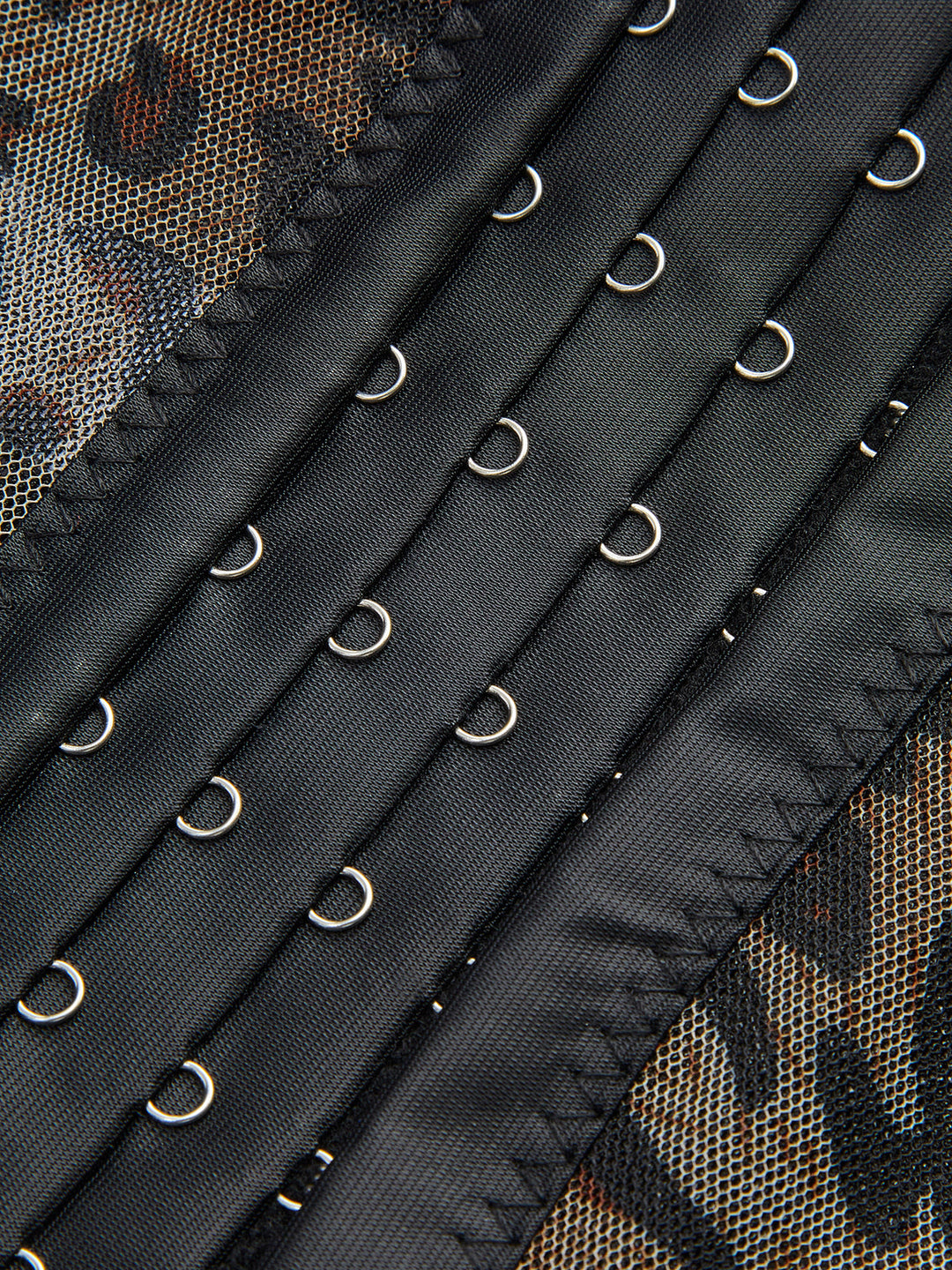 Sert Kaplan Desenli İp Askılı Korse