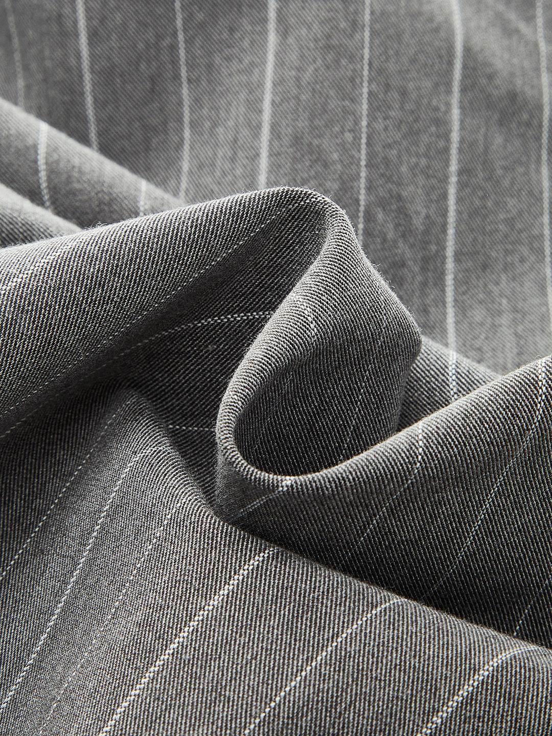 Modaya Uygun Renk Bloklu Asimetrik Çizgili Gömlek