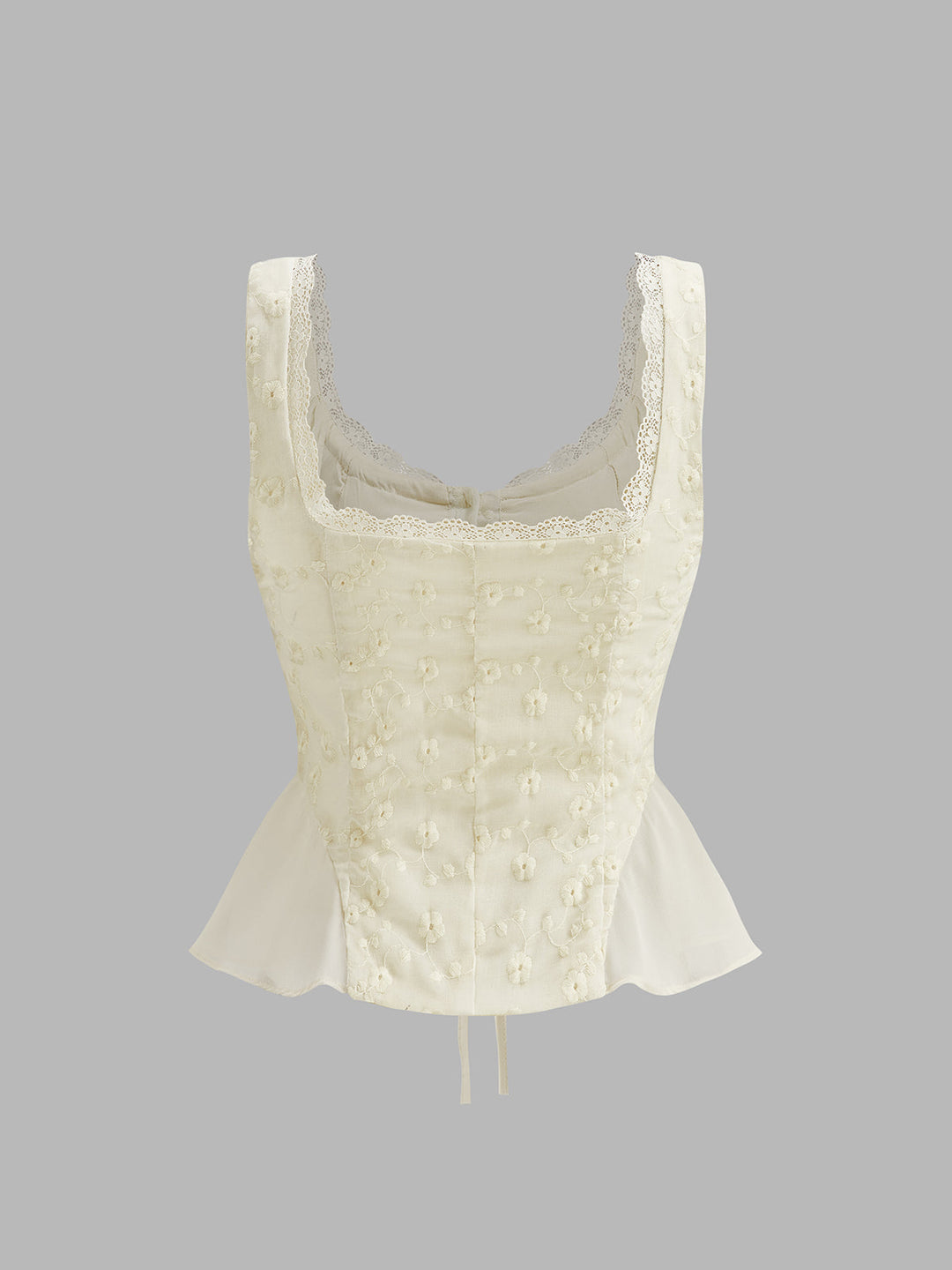 Елегантна блуза пеплум с флорален мотив, тънка дантела и шифонен дизайн