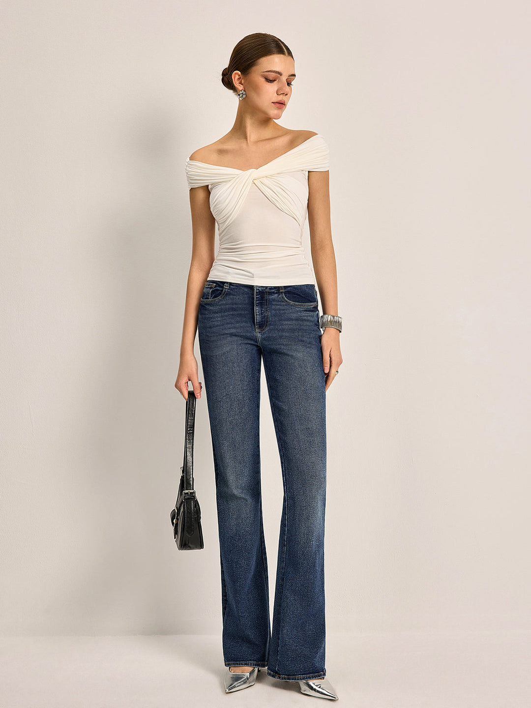 Şık Omuz Açık Kırışık Düğüm Üstü ile Rahat Stil