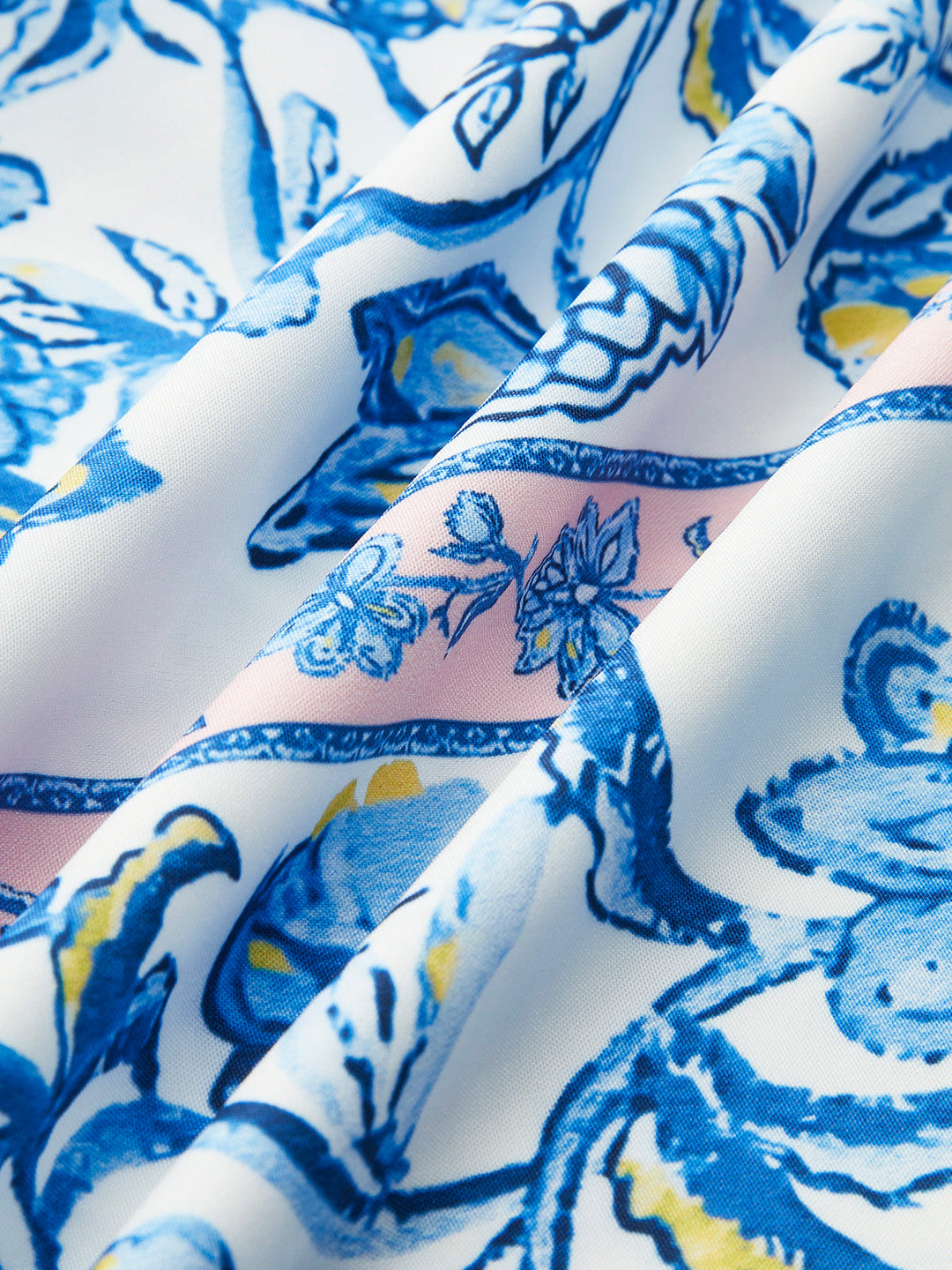 Çekici Çiçek Desenli Bağlı Omuz Detaylı Elbise