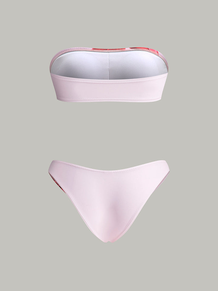 Şık Kapama Eteği ile Sevimli Çiçek Desenli Bandeau Bikini Seti