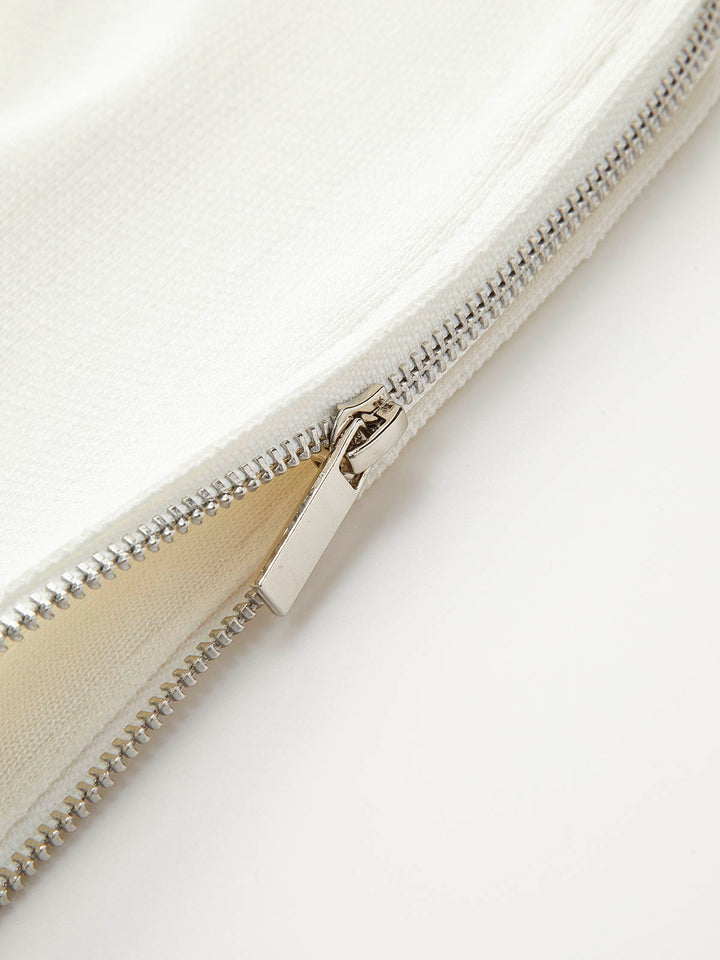 Стилна плетена тениска с къс ръкав и оребрена принтировка