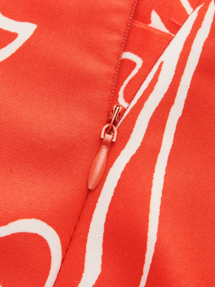 Şık Halter Bağlama Arkası Baskılı Elbise ile Zahmetsiz Stil