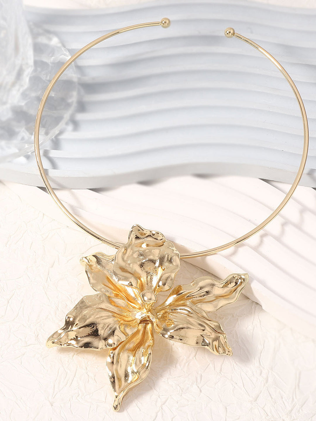 Колие „Речник на цъфтящата красота“