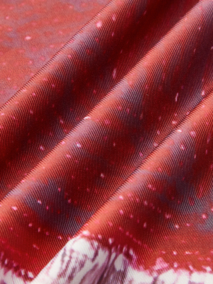 Şık Düğüm Önlü Baskılı Elbise ile Zarif Zincir Aksanlar