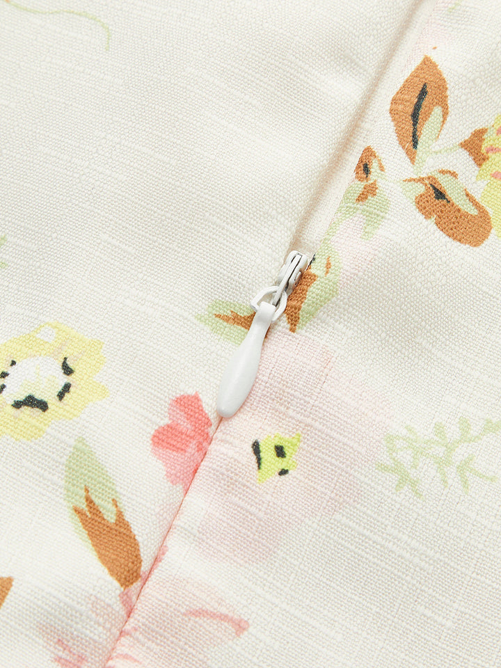 Şık Çiçek Desenli Abiye Elbise, Şık Düğme Aksanları ve Kemer ile