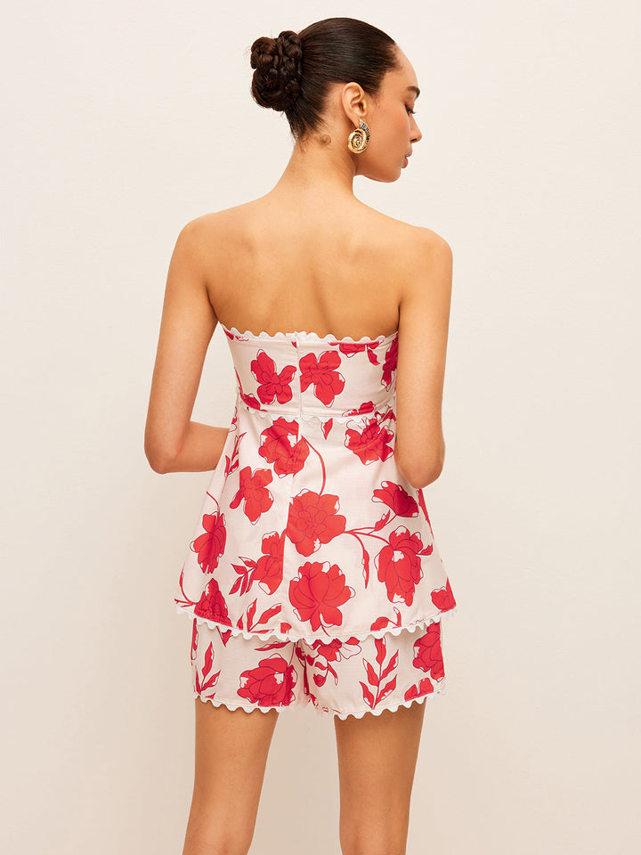 Şık Çiçek Desenli Askısız Üst ve Cepli Şort Takımı