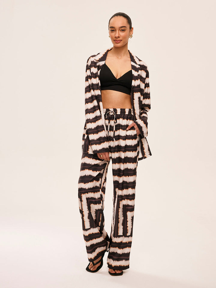 Şık Geometrik Desenli ve Cepli Renk Bloklu Pantolon Takımı