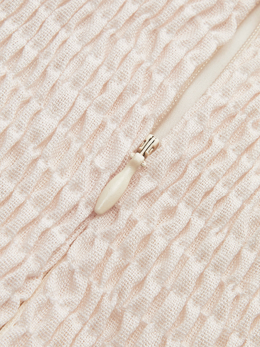 Şık Renk Bloklu Çiçekli Elbise ile Moda Kravat Askılar