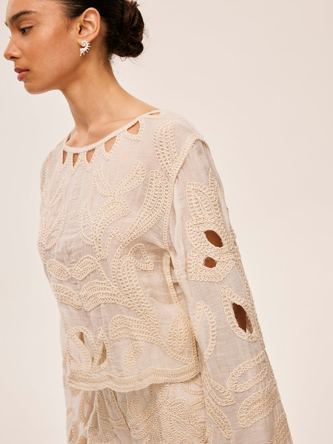 Şık Nakışlı Kesik Şort Takımı