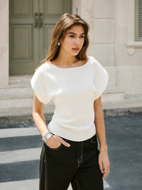 Стилна плетена тениска с къс ръкав и оребрена принтировка