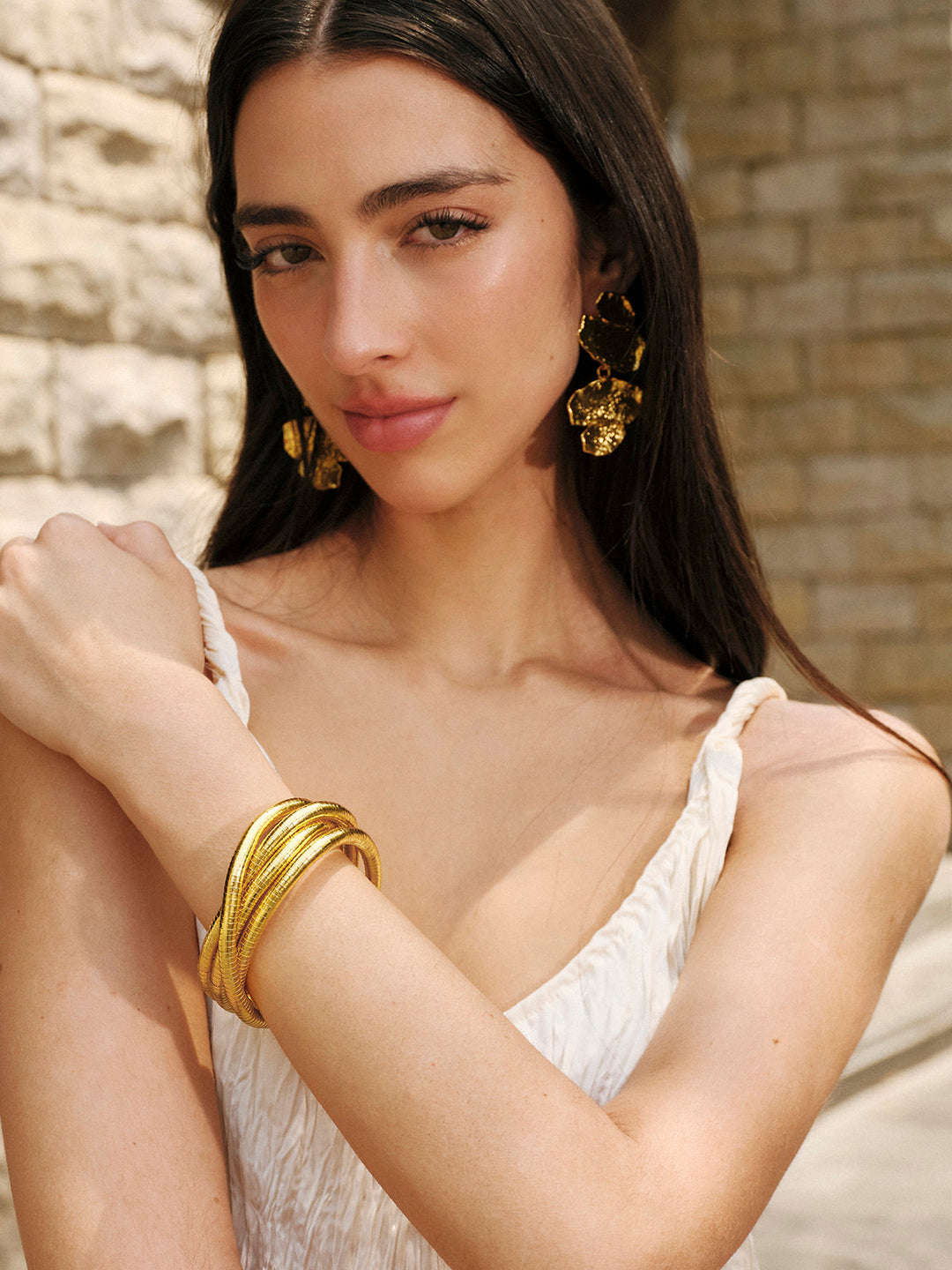 Şık Burgu Altın Ayarlanabilir Kolye