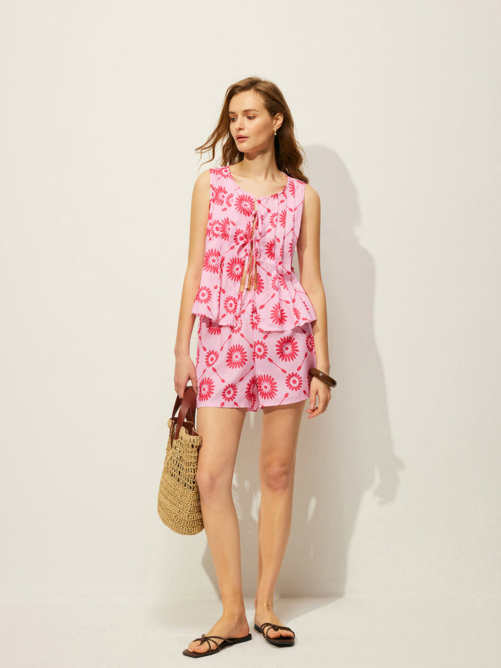 Şık Çiçek Desenli Şort Takımı, Pratik Ceplerle Donatılmış