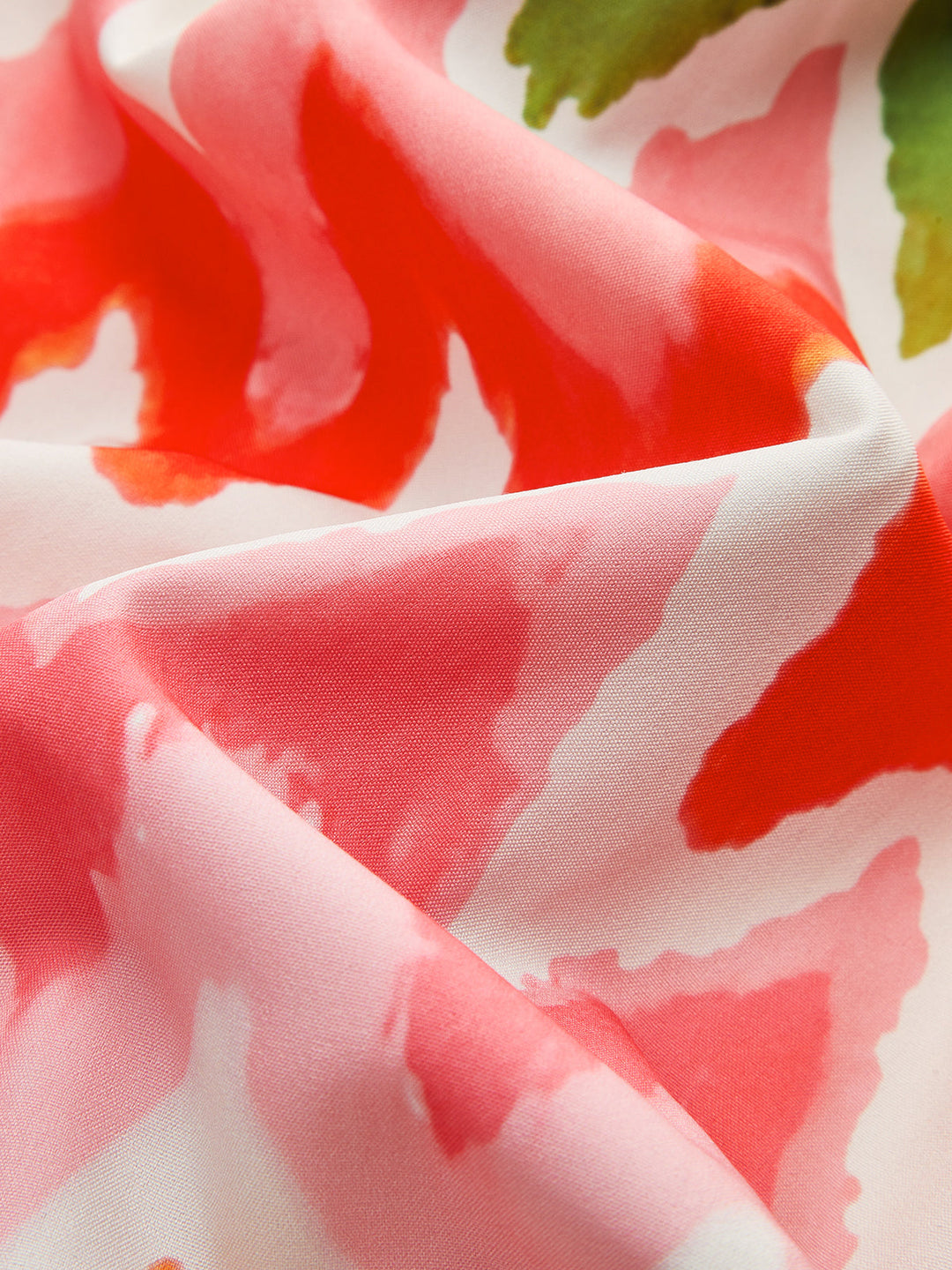 Zigzag Desenli ve Büzgülü Etkili Kayık Yaka Elbise