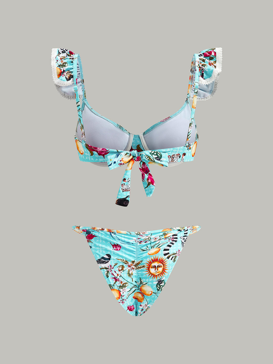 Çarpıcı Çiçek Desenli Bikini Takımı ve Şık Kapama Etek