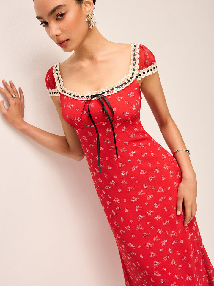 Çiçekli Sırt Bağlamalı Elbise