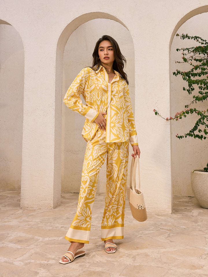 Şık ve rahat görünüm için desenli geniş gömlek