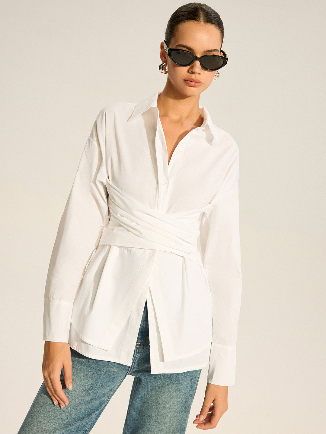 Arkaya Denk Düğmeli Uzun Kollu Gömlek