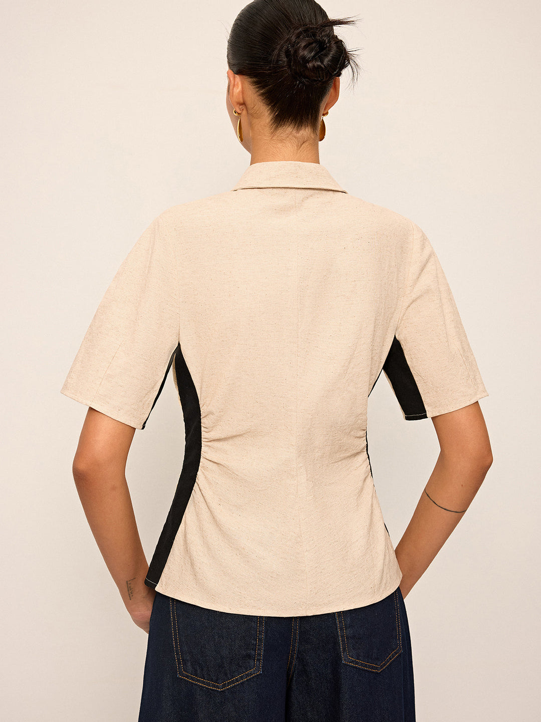 Pamuk ve Keten Kontrast Dikişli Burgu Detaylı Gömlek