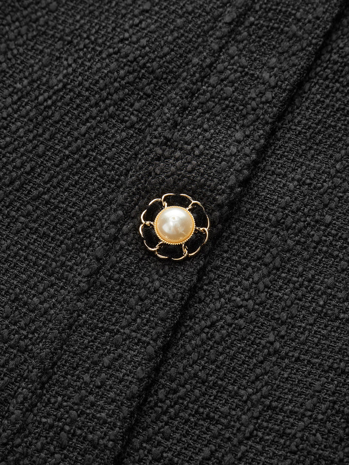 Kadın Kolsuz Düğmeli Mini Takım Elbise