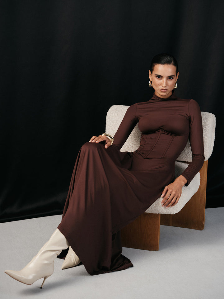 Yüksek Yaka Korse Bel Uzun Kollu Maksi Elbise