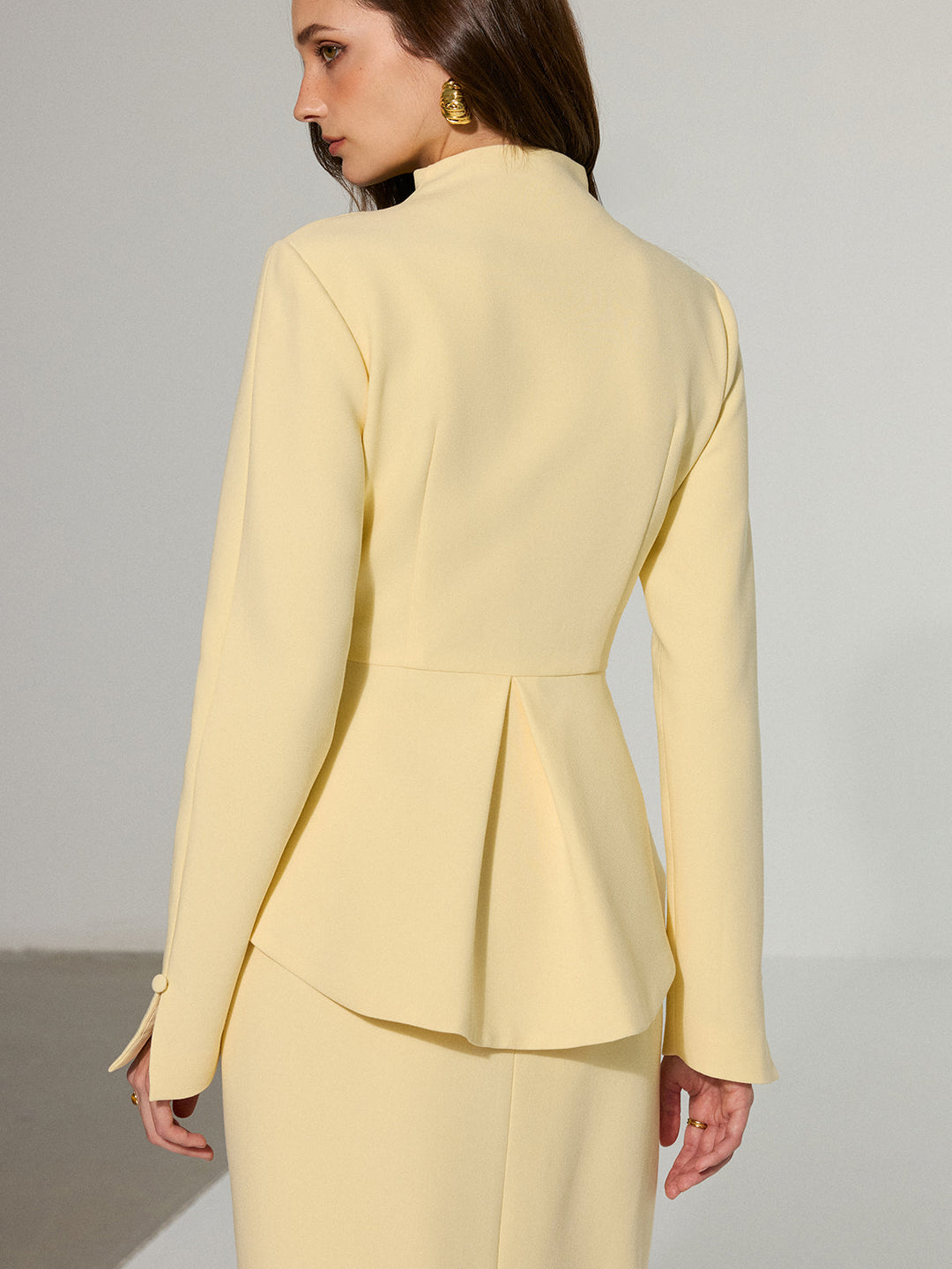 Anahtar Delik Yaka Düğmeli Ön Peplum Ceket