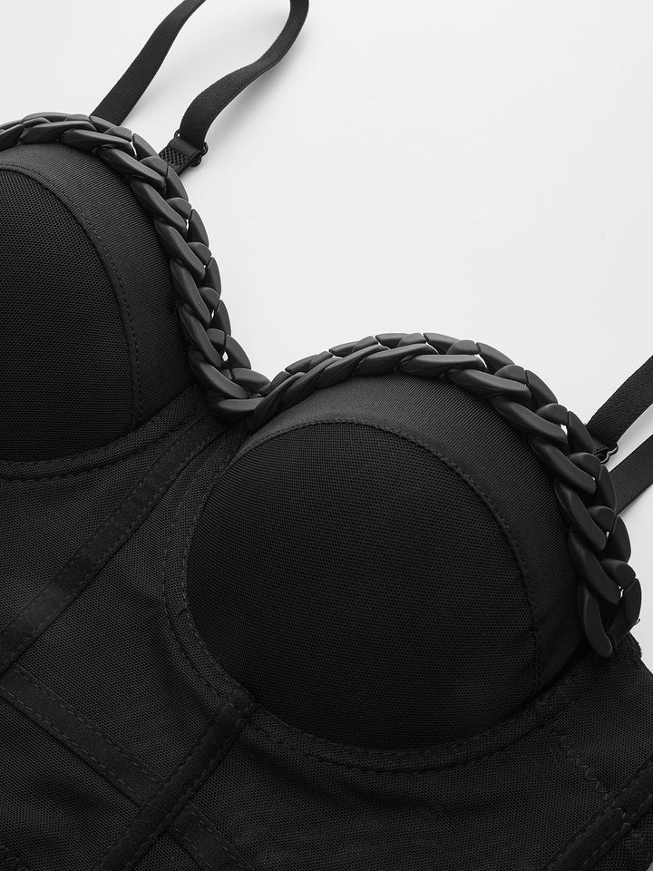 En şık görünüm için zincir ve askılı en üst korset