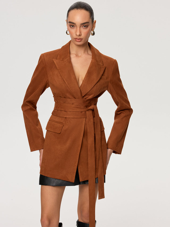 Велурено яке с колан 