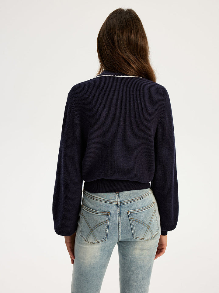 Fular Yaka Düğme Detaylı Örgü Bluz