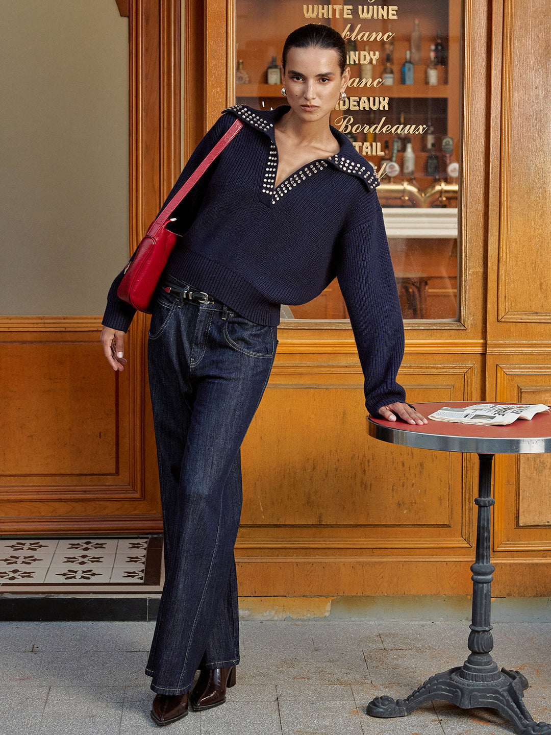 Çıktılı Yaka Yün Karışımlı V Yaka Kazak