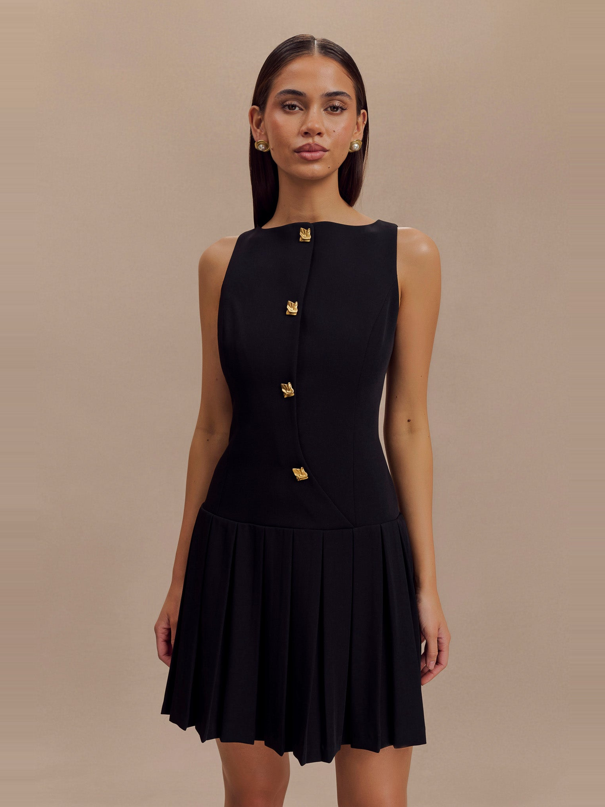 Mackenzie Pleated Sleeveless Mini Dress in Black — Svelte Chic