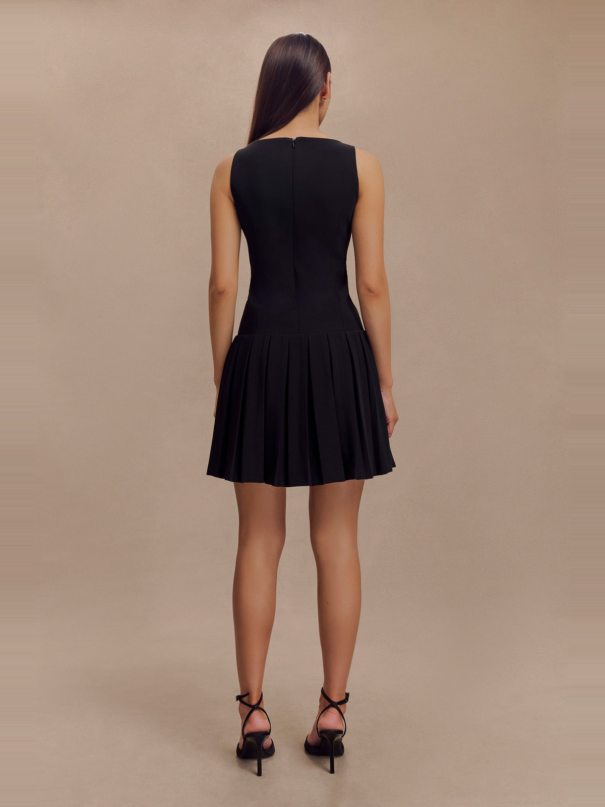 Mackenzie Pleated Sleeveless Mini Dress in Black — Svelte Chic
